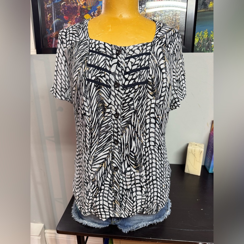 Stylish Black and White Women's Top . See PTP
